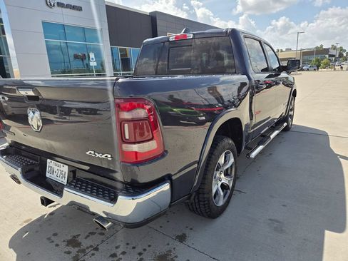 Used 2021 RAM 1500 Laramie AWD/4WD image 3