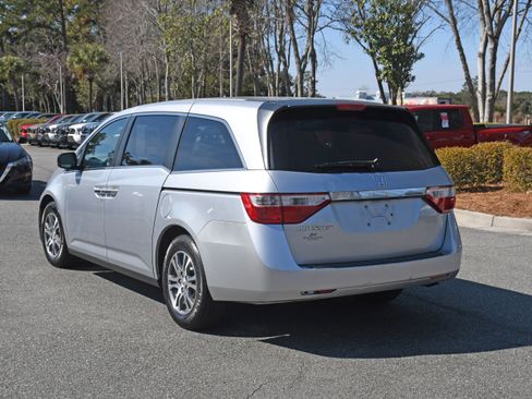Used 2011 Honda Odyssey EX image 3