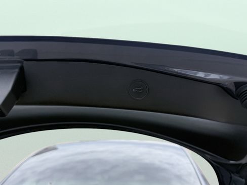 Used 2023 Tesla Model 3 Standard Range image 13