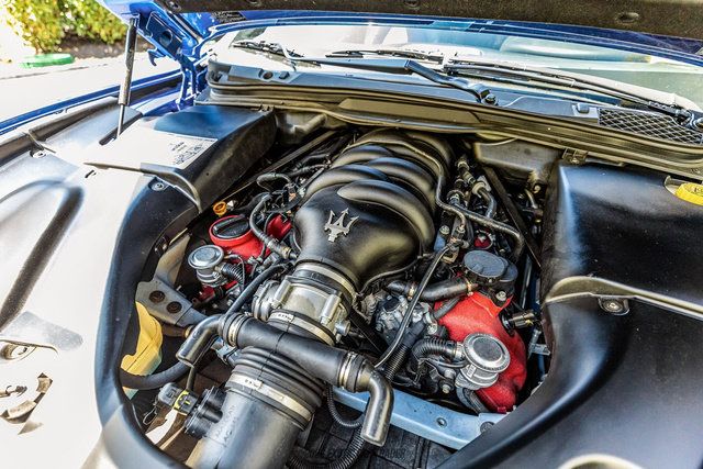 Used 2018 Maserati GranTurismo Sport RWD image 21