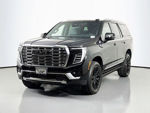New 2026 GMC Yukon Denali w/ Sun & Power Step Package image 3