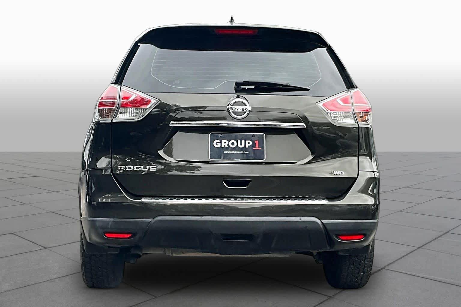 Used 2016 Nissan Rogue S AWD/4WD image 5