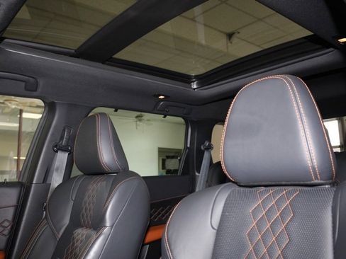 Used 2022 Mitsubishi Outlander SEL image 20