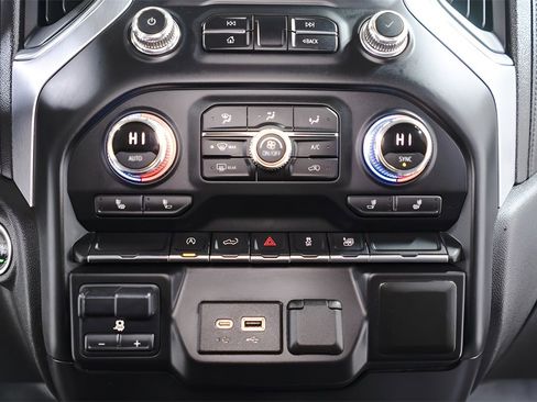 Used 2021 GMC Sierra 1500 Elevation image 15