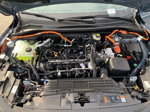 New 2026 Ford Escape SE w/ PHEV Premium Package FWD image 34