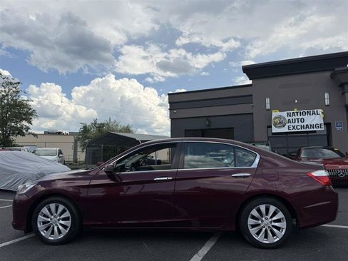 Used 2015 Honda Accord EX-L image 2