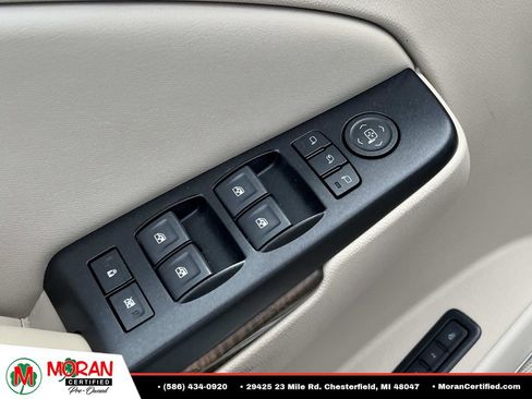 Used 2019 GMC Yukon XL Denali w/ Denali Ultimate Package AWD/4WD image 19