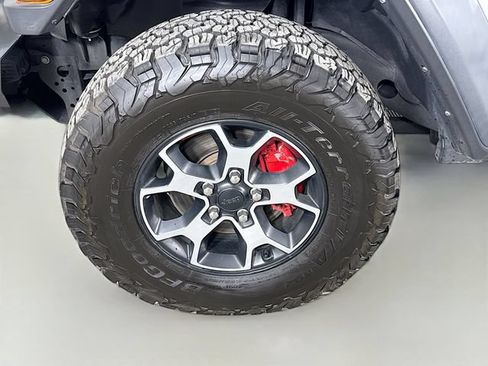 Used 2021 Jeep Wrangler Unlimited Rubicon AWD/4WD image 28