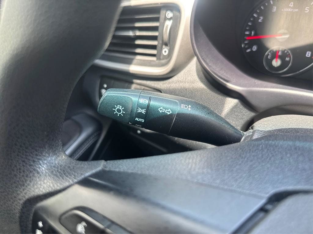 Used 2018 Kia Sorento L FWD image 17