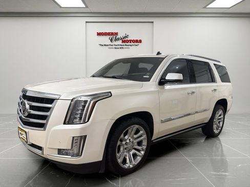 Used 2015 Cadillac Escalade Premium AWD/4WD image 1