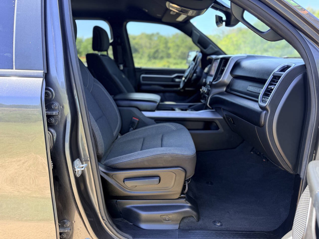 Used 2022 RAM 1500 Big Horn RWD image 18