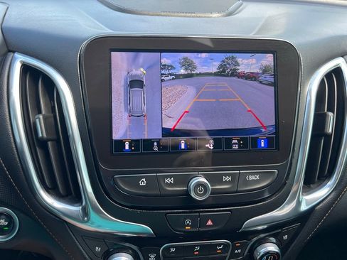 Used 2022 Chevrolet Equinox Premier image 36