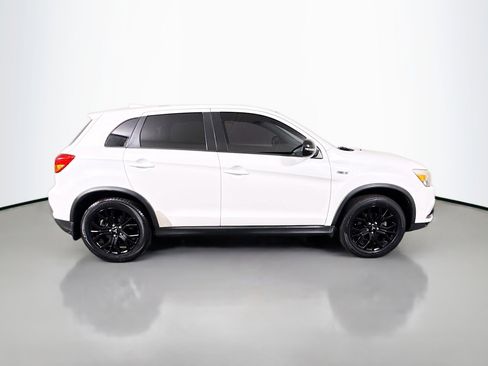 Used 2018 Mitsubishi Outlander Sport ES image 11