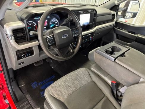 Used 2023 Ford F350 XLT AWD/4WD image 37