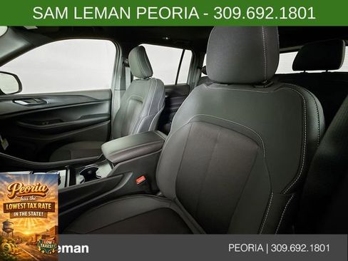 New 2025 Jeep Grand Cherokee Laredo image 20