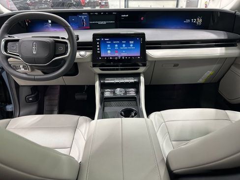 New 2026 Lincoln Nautilus Premier w/ Equipment Group 102A image 20