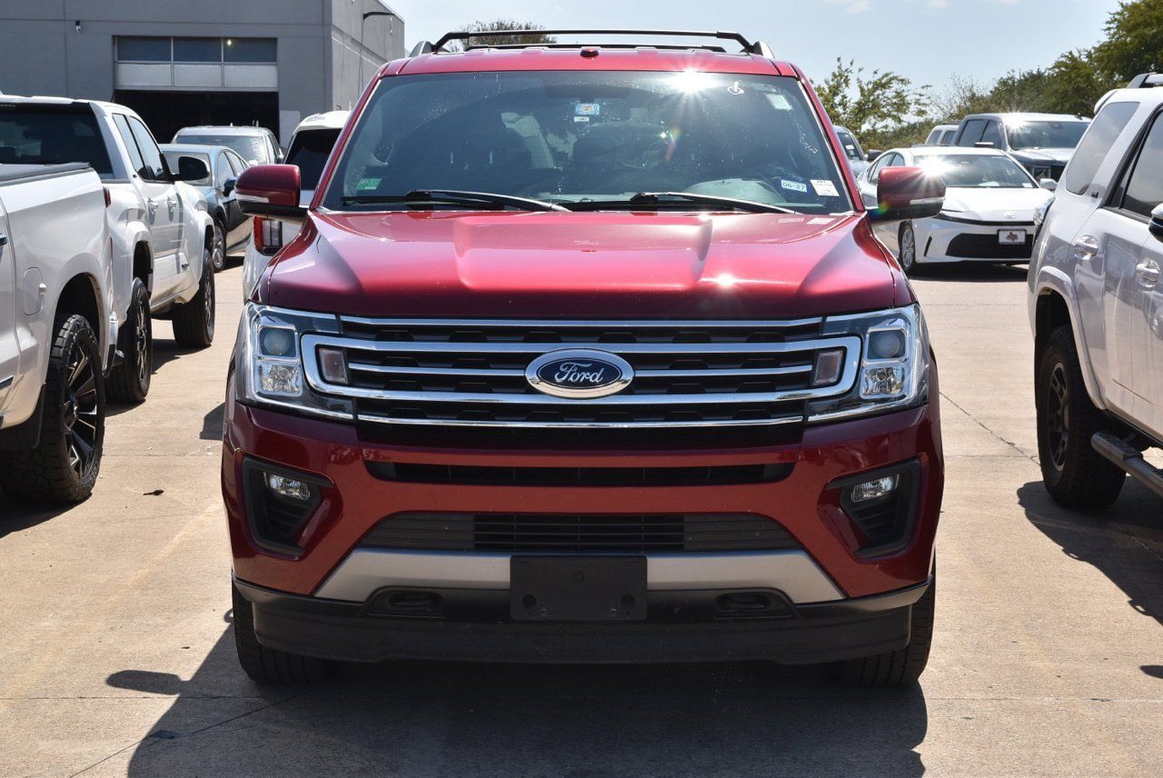 Used 2019 Ford Expedition XLT AWD/4WD image 3