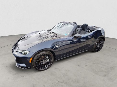 Used 2025 MAZDA MX-5 Miata Club image 12