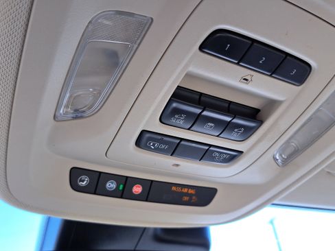 Used 2021 Buick Envision Avenir image 27