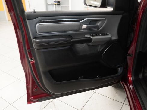 Used 2021 RAM 1500 Big Horn AWD/4WD image 5