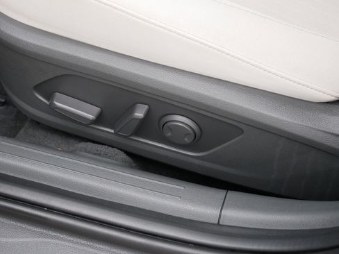 Certified 2023 Hyundai Sonata SEL w/ Preferred Accessory Package FWD image 20