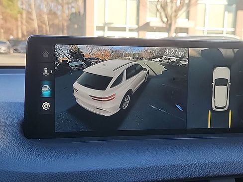 Used 2024 Genesis Electrified GV70 Advanced image 15