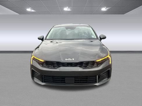 Used 2025 Kia K5 LXS FWD image 8