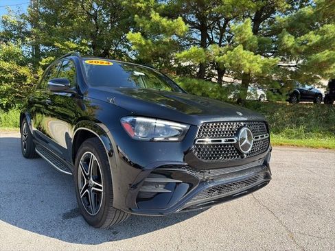 Used 2024 Mercedes-Benz GLE 350 4MATIC image 3