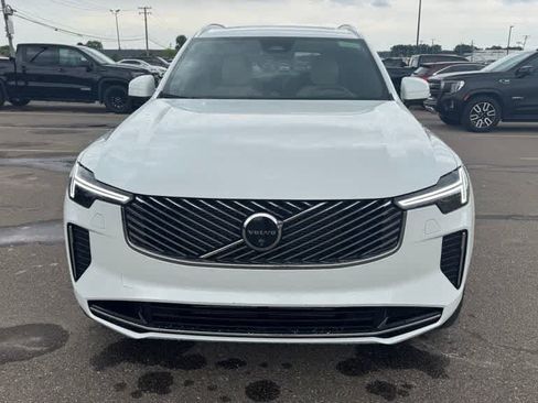 Used 2026 Volvo XC90 T8 Ultra AWD/4WD image 2