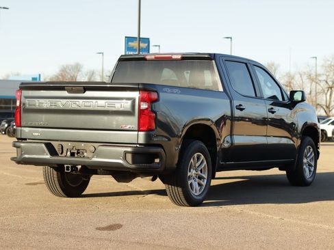 Used 2019 Chevrolet Silverado 1500 RST w/ Convenience Package image 7
