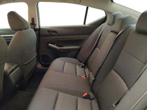 Used 2023 Nissan Altima 2.5 SV FWD image 18