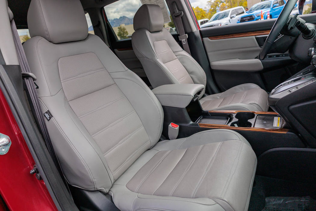 Used 2022 Honda CR-V Touring image 3