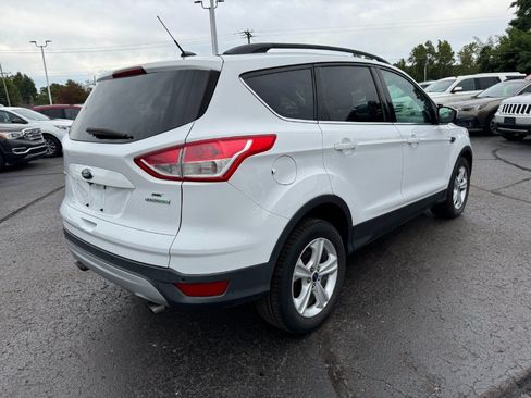 Used 2016 Ford Escape SE w/ Equipment Group 201A FWD image 5