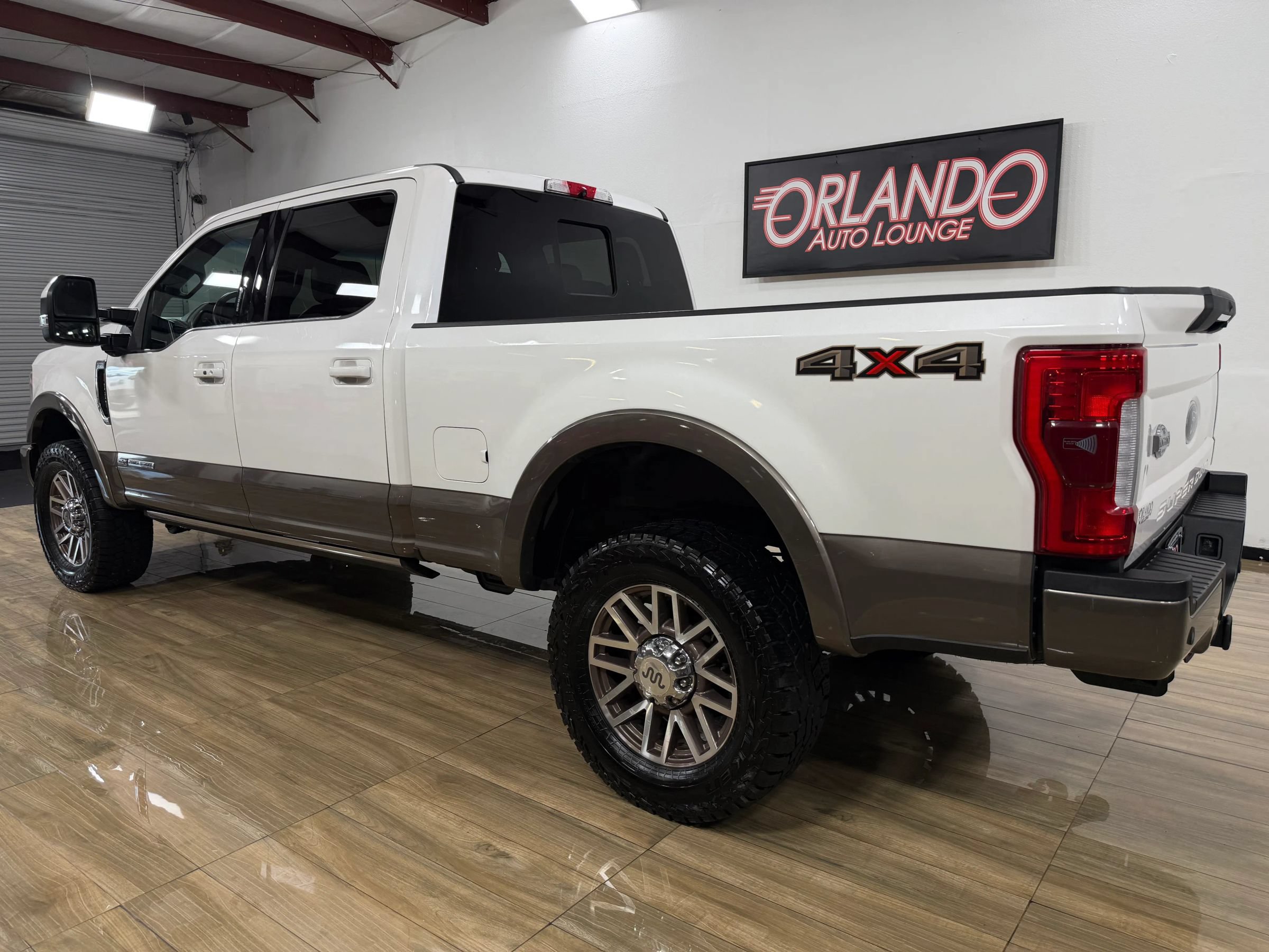 Used 2018 Ford F250 King Ranch w/ King Ranch Ultimate Package AWD/4WD image 9