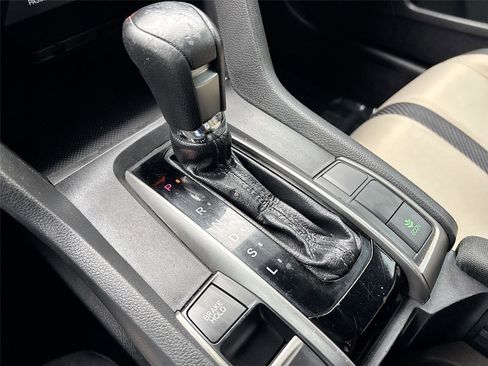 Used 2018 Honda Civic EX image 16