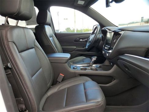 Certified 2023 Chevrolet Traverse RS image 27