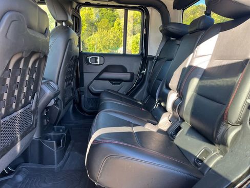 Used 2022 Jeep Gladiator Rubicon w/ LED Lighting Group image 15