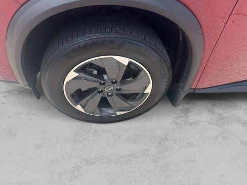 Certified 2024 Nissan Rogue SV AWD/4WD image 12