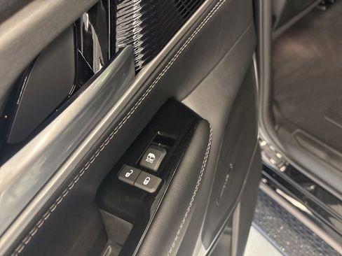 New 2026 Jeep Grand Wagoneer L Limited AWD/4WD image 24