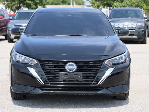 Used 2025 Nissan Sentra SV w/ All-Weather Package FWD image 5