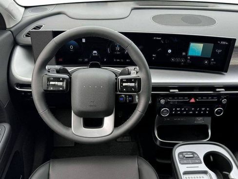New 2026 Hyundai Ioniq 9 SEL AWD/4WD image 17