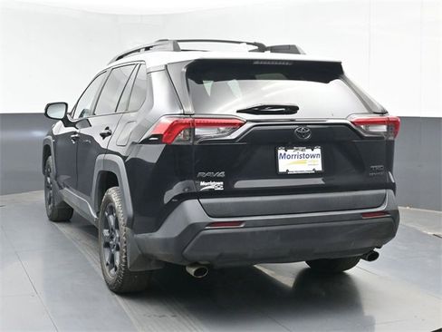 Used 2020 Toyota RAV4 TRD Off-Road image 12
