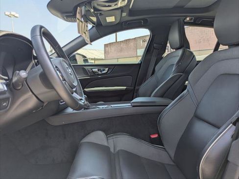Used 2021 Volvo S60 T6 R-Design w/ Advanced Package AWD/4WD image 20