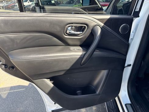 Used 2024 INFINITI QX80 Luxe image 33