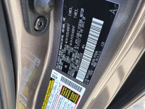 Certified 2023 Toyota Sienna XLE image 32