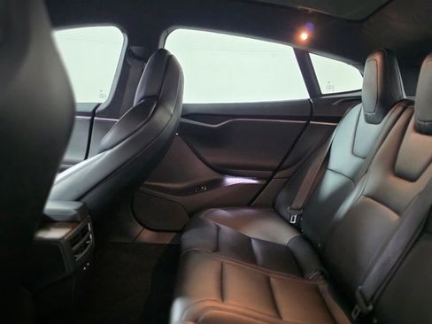 Used 2020 Tesla Model S AWD image 24