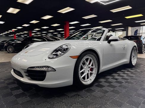 Used 2015 Porsche 911 Carrera S image 8
