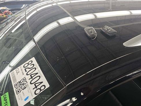 Used 2022 Volkswagen Tiguan SE image 10