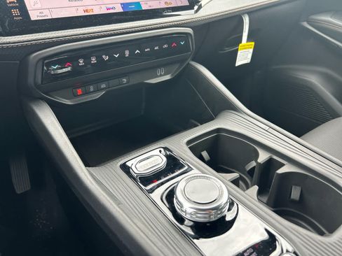 New 2026 Jeep Cherokee Limited AWD/4WD image 25