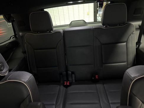 Used 2023 Chevrolet Tahoe Premier image 18